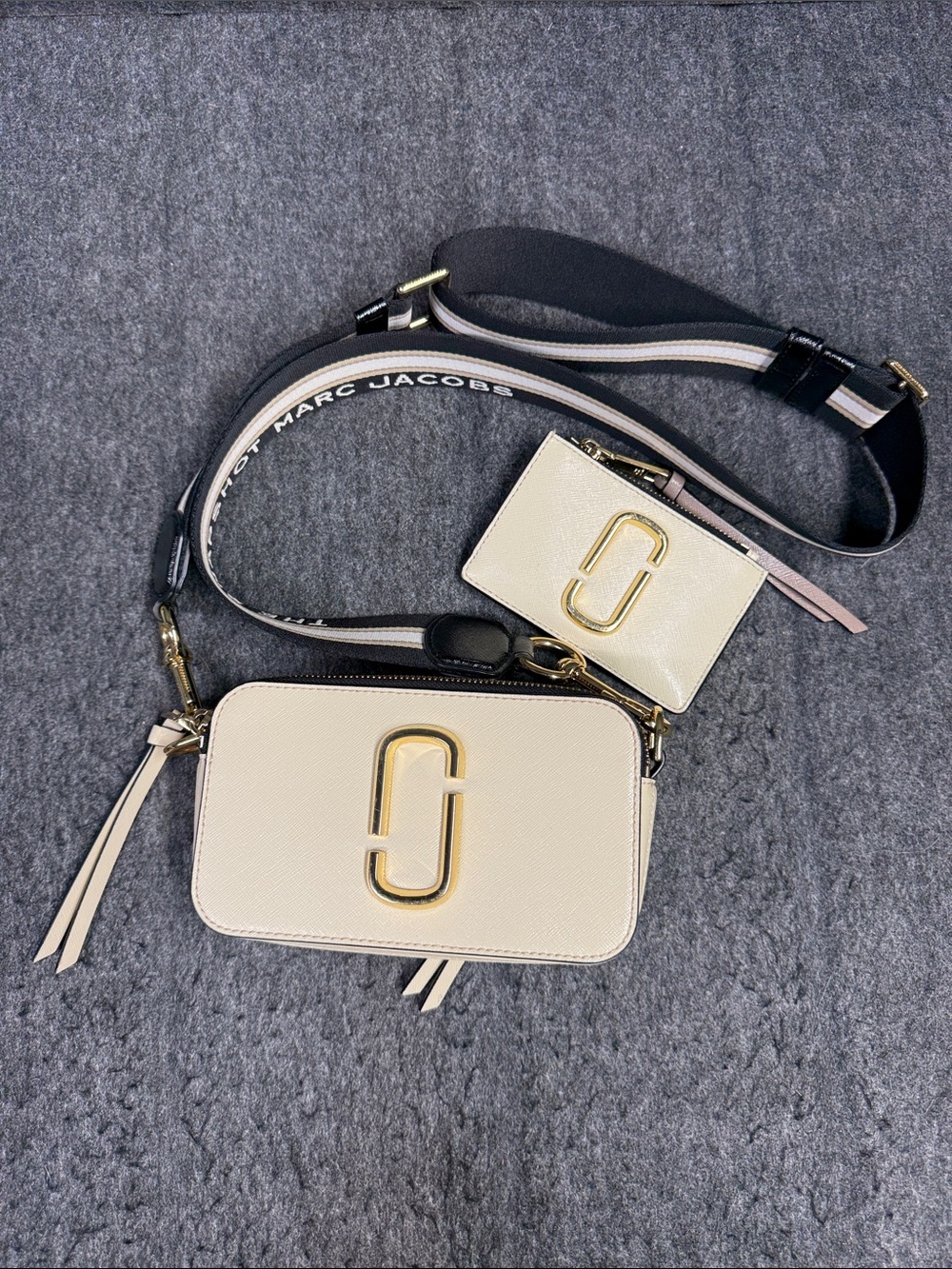 Marc Jacobs Ivory Snapshot Camera Bag with Matching Card Case